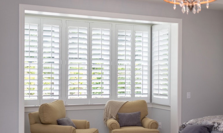 White shutters in Orlando bedroom